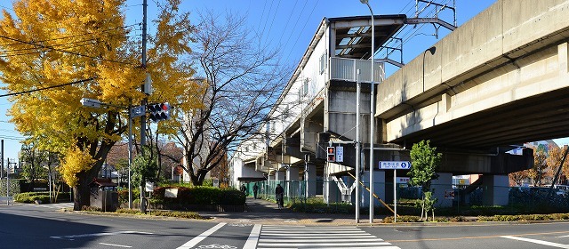 現青梅街道小平市側からの青梅橋跡.jpg