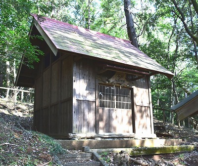 厳島神社本殿.jpg