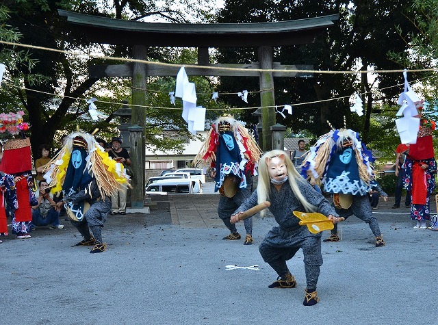 高木神社獅子舞.jpg