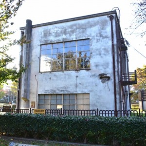 変電所東面.jpg